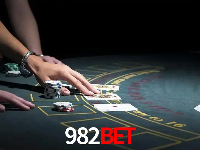 Descubra a Essência do 982BET: Nossa História e Compromissos